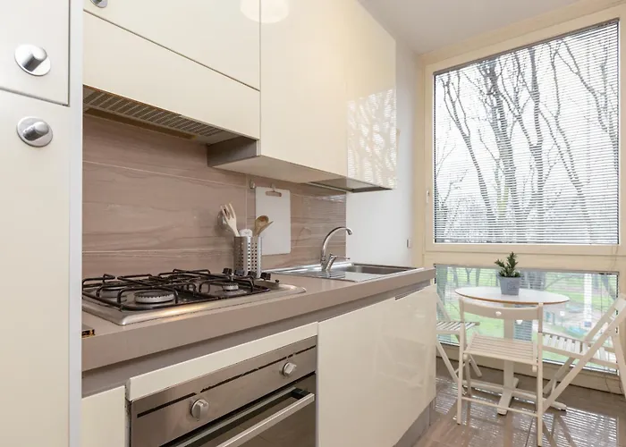 Honey Exclusive Apartment - Train Station - Near Center